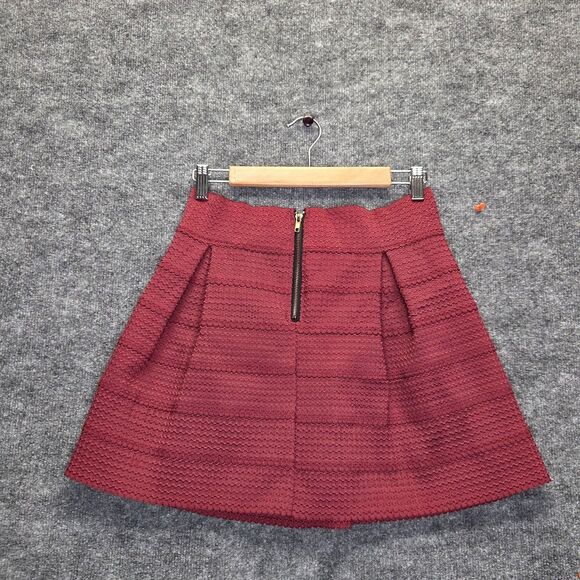 HOT GAL Skirt Womens Large Burgundy Textured Pleated A-Line Skater Exposed Zip - Picture 4 of 5